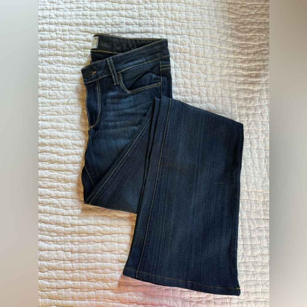 Paige Skyline Bootcut Jean. Size 27